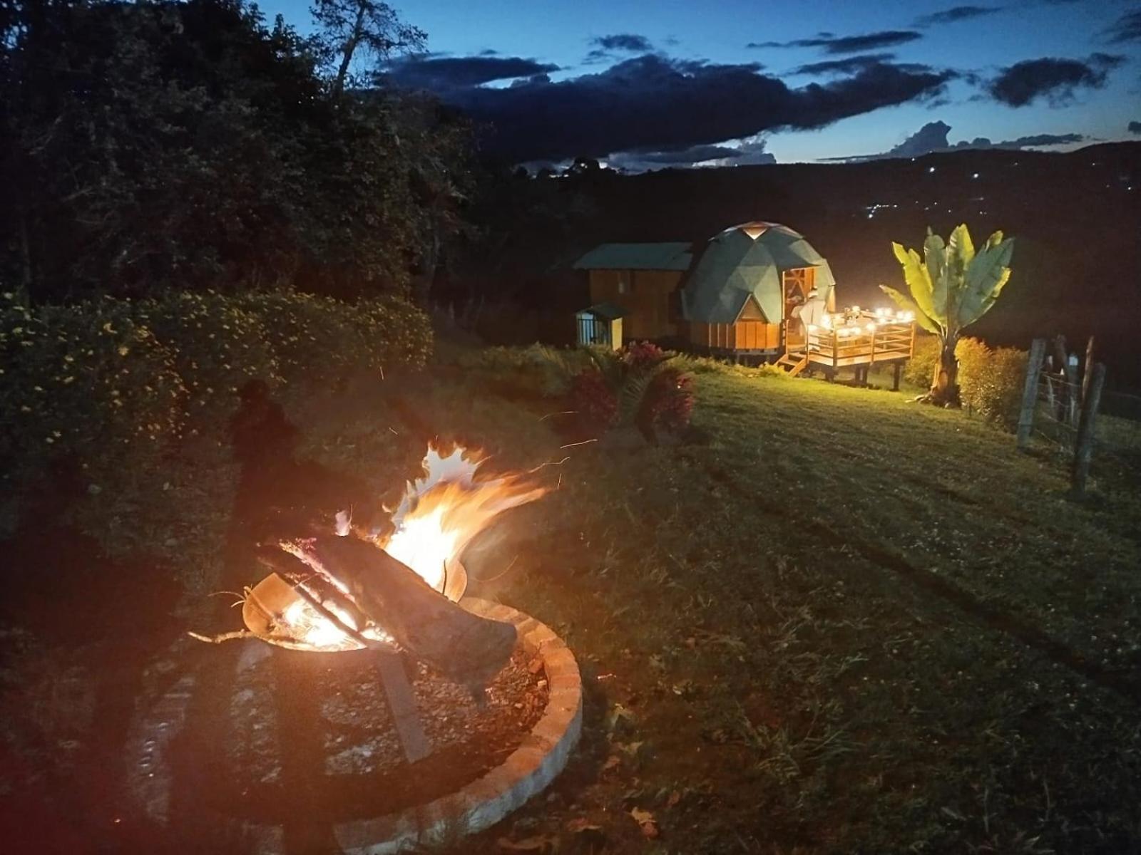 Villa Glamping - Domo el Frailejón con Jacuzzi Villapinzon Exterior foto